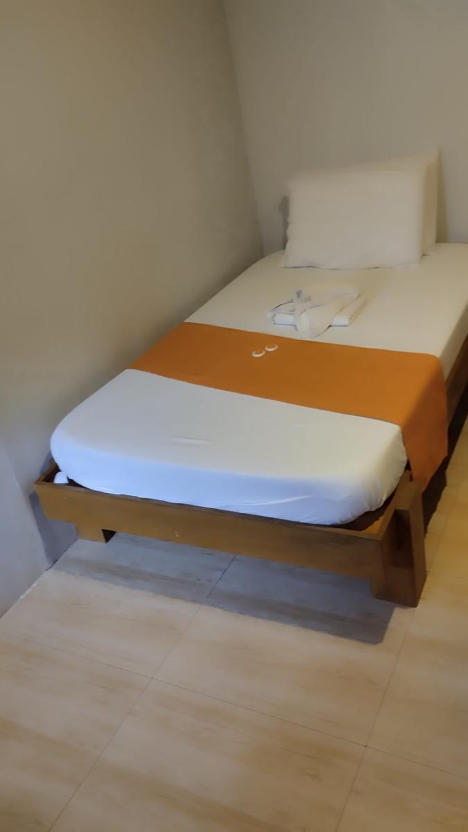 Airport Hostel photo 3