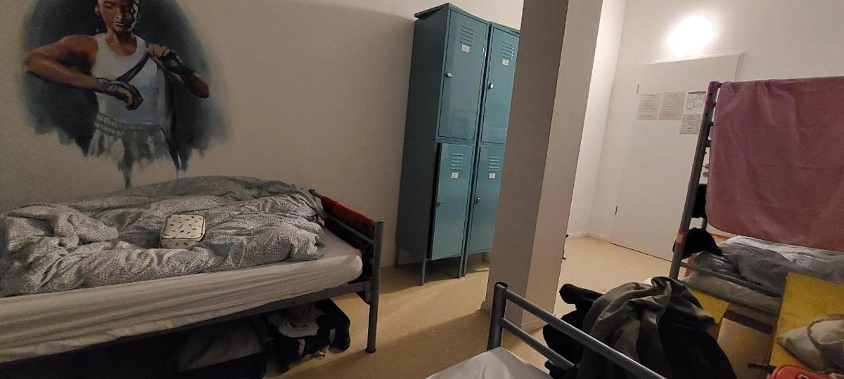 Instant Sleep Backpacker Hostel photo 6