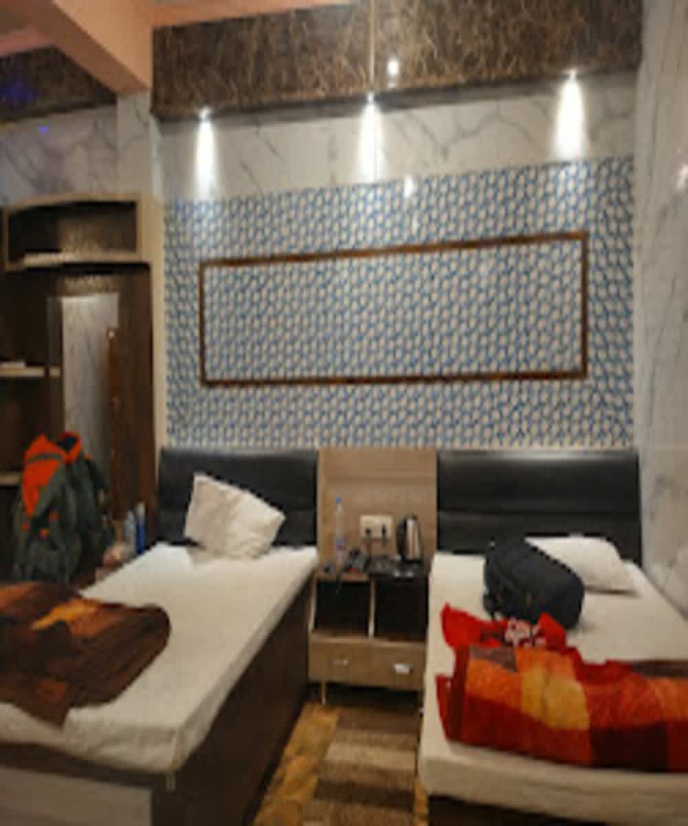 Hotel Pushpanjali photo 2