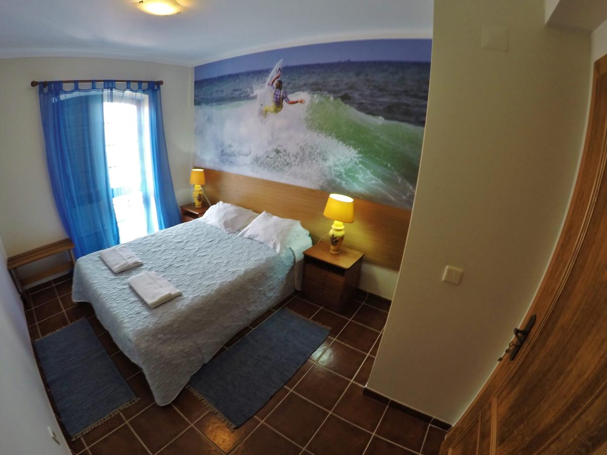 Supertubos Beach Hostel photo 4