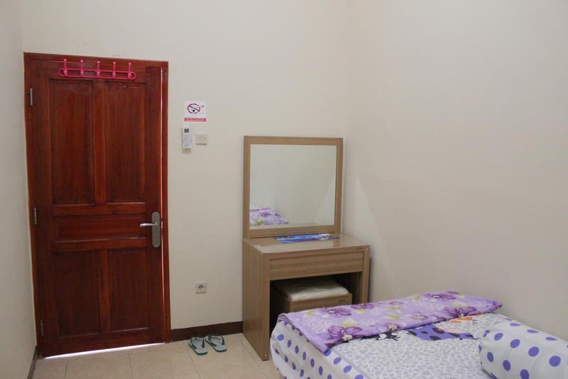 ImamBonjol Hostel photo 2