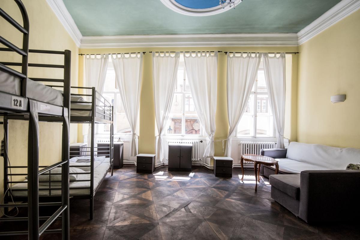 Charles Bridge Economic Hostel photo 1