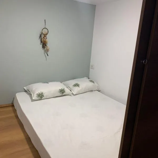 Hotel Kapsul Vlore photo 5