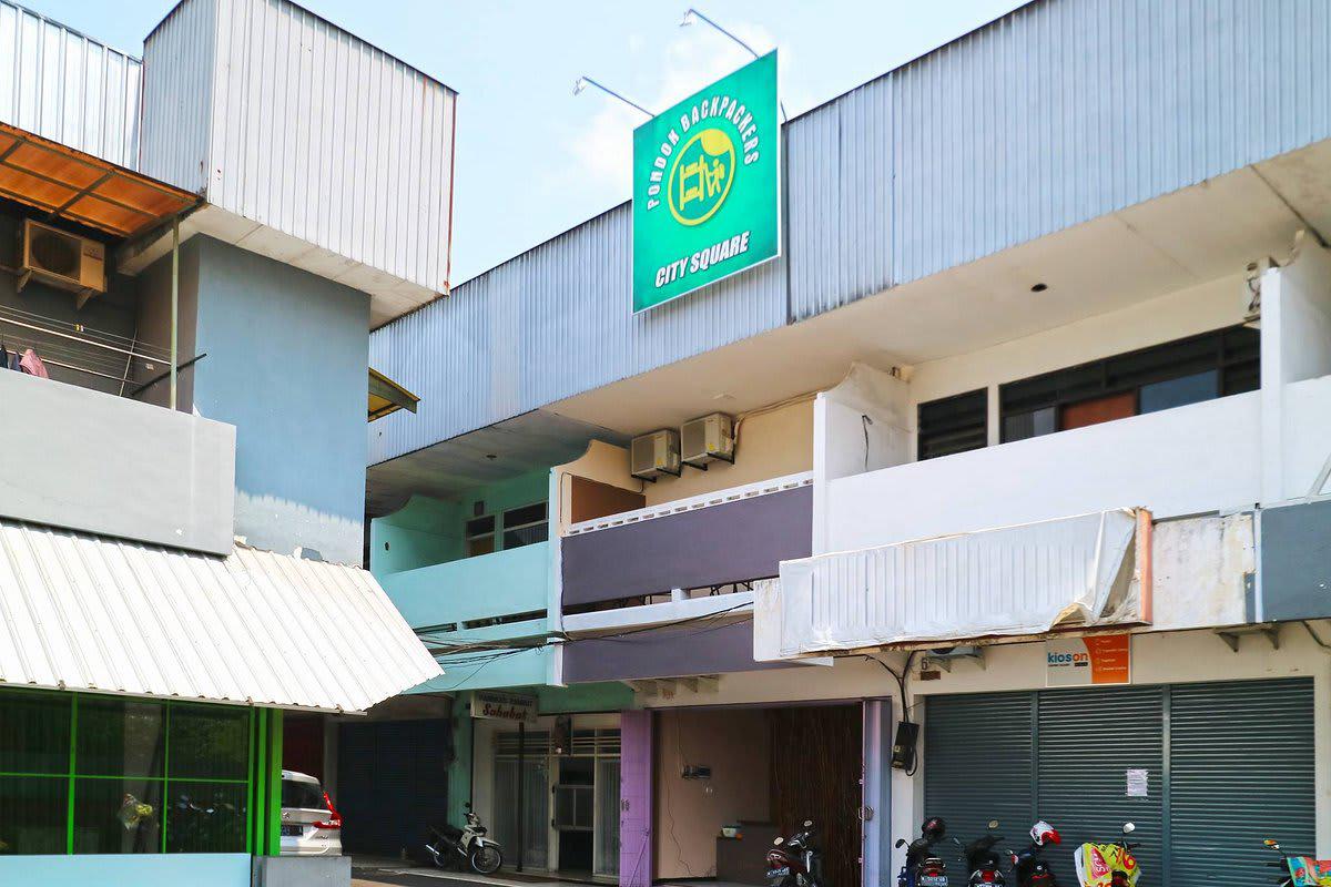Pondok Backpacker City Square photo 2