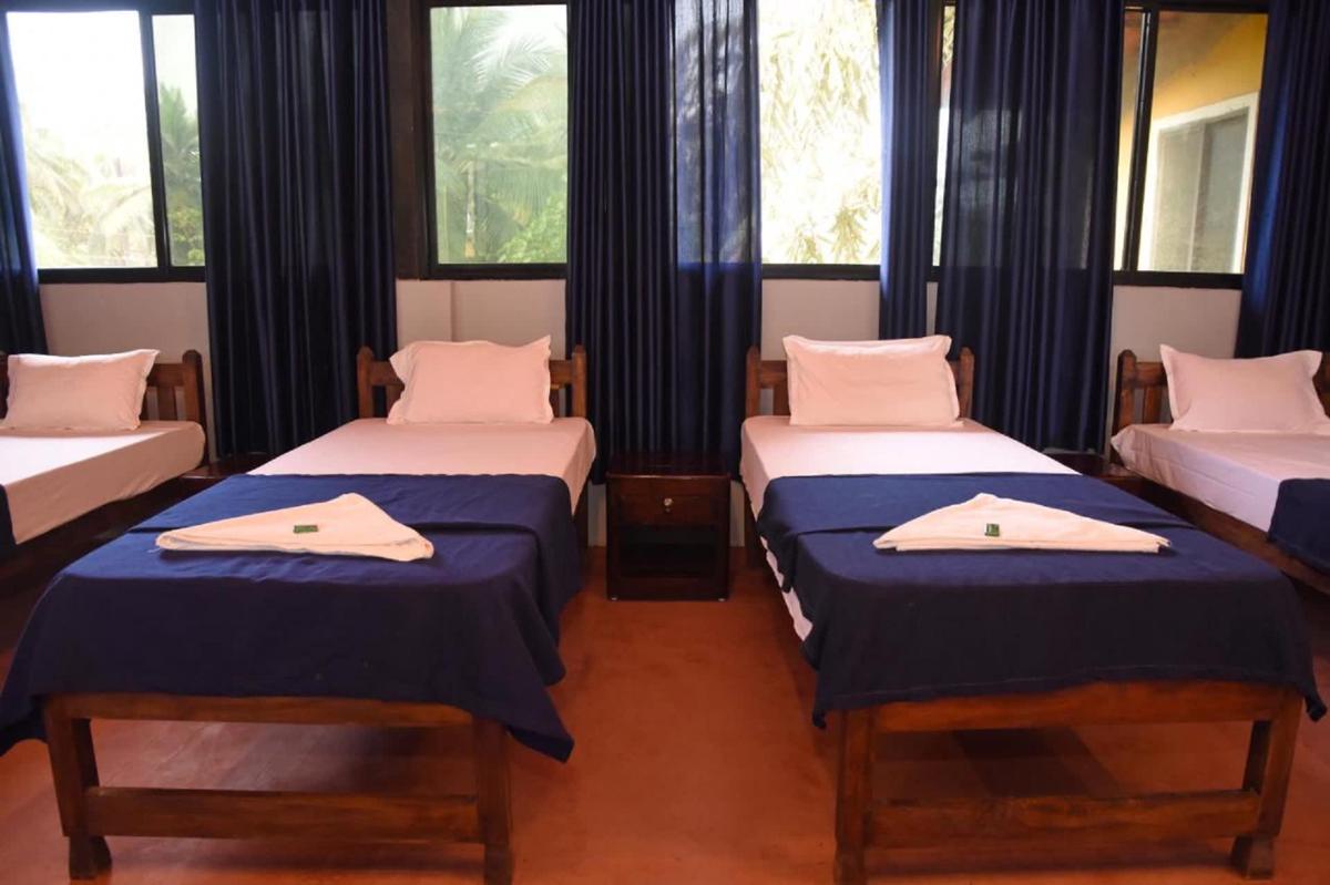 Bens Sea View Hostel photo 1