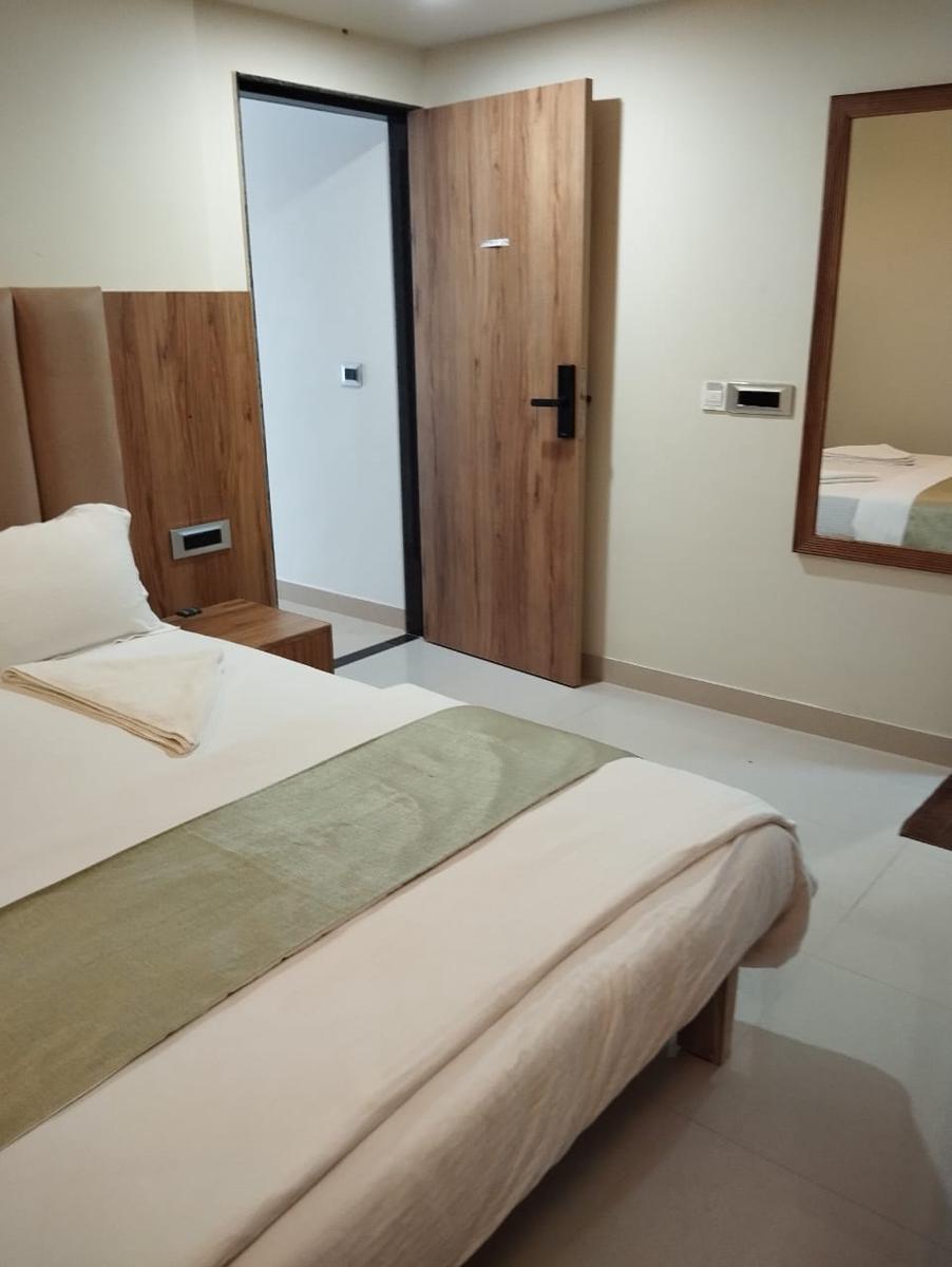 Hotel Royal Beach photo 3