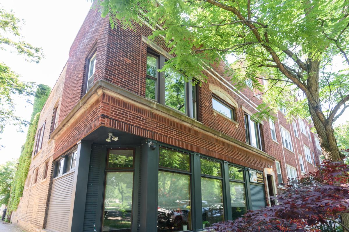 House 5863, Inc. photo 2
