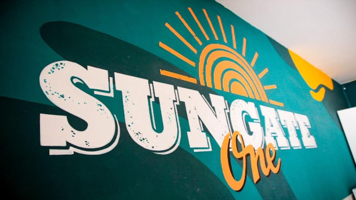 Onefam Sungate photo 2