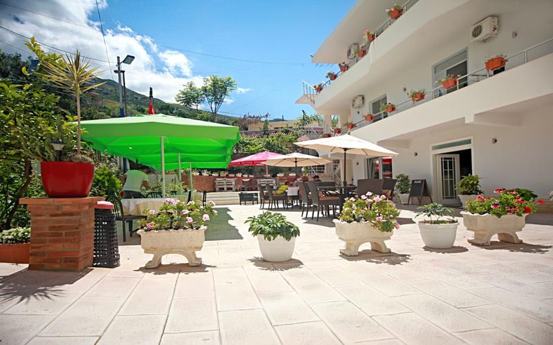 Hotel Nika photo 1