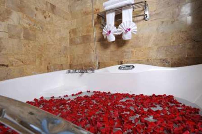 Orchid Hotel photo 3