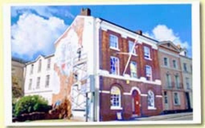 Globe Backpackers Exeter photo 1