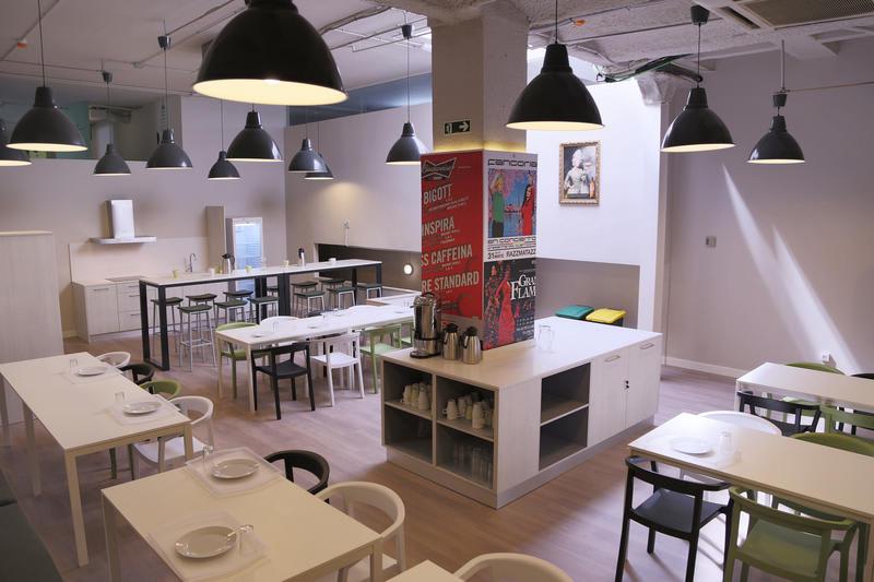 Hola Hostel Eixample photo 3