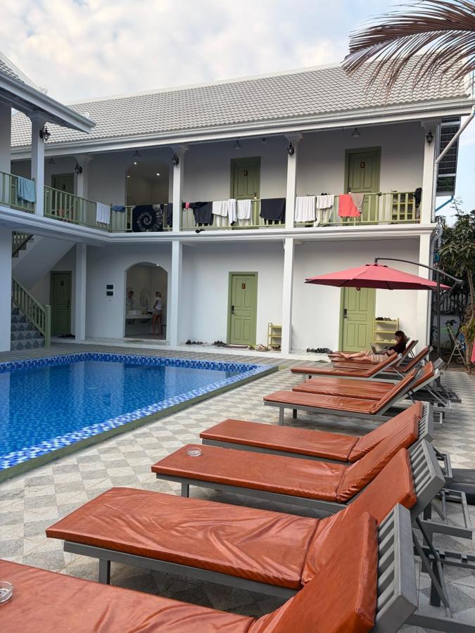 White Elephant Hostel photo 6