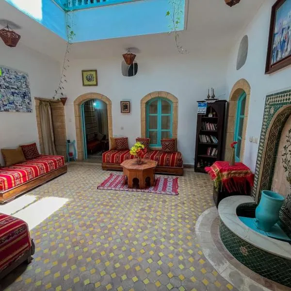 Riad Darko photo 5
