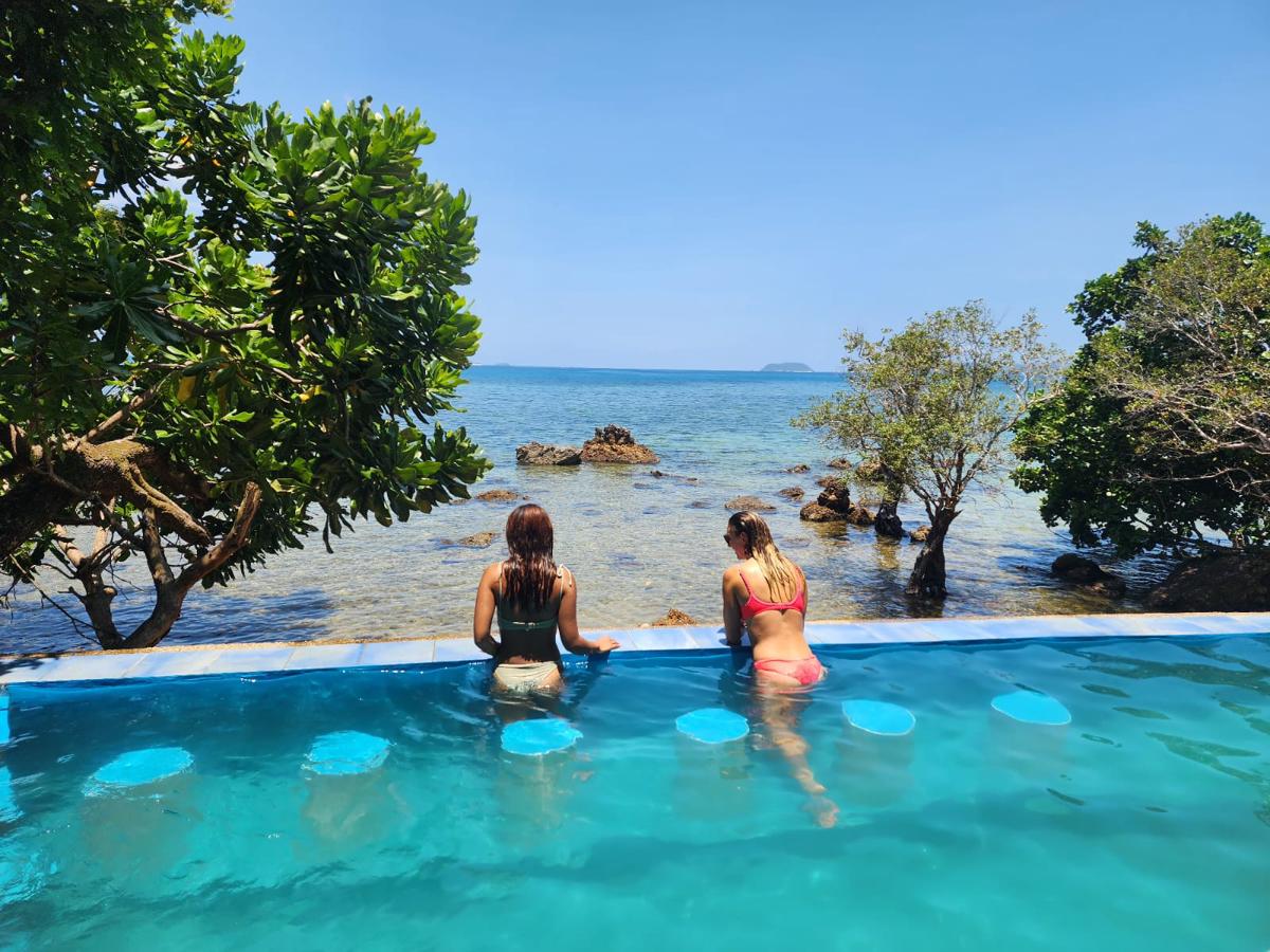 Cocovana Beach Resort photo 3