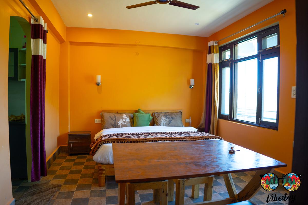VibeStay - Hostel in Kasar Devi photo 4