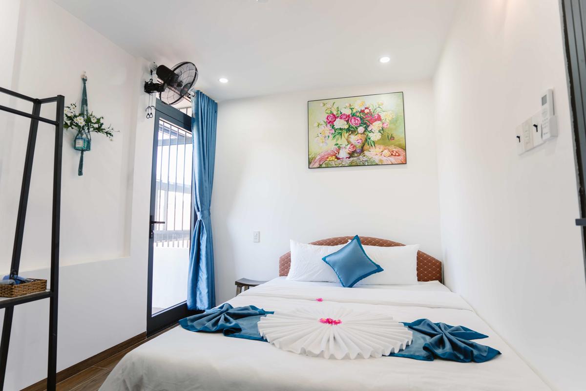 New World Hotel photo 2