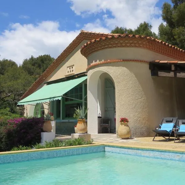 Cassis Hostel photo 6