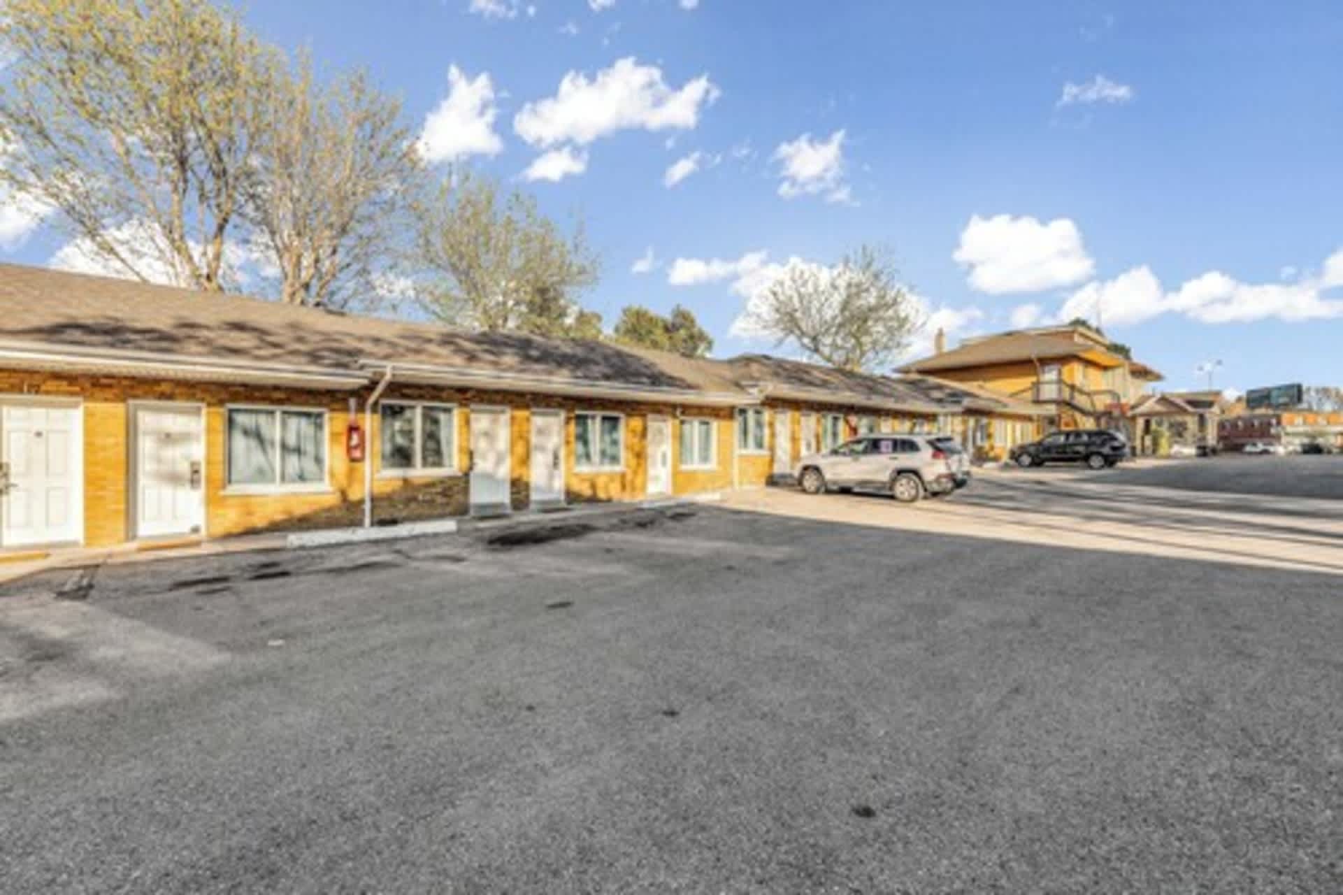 Park Motel photo 2