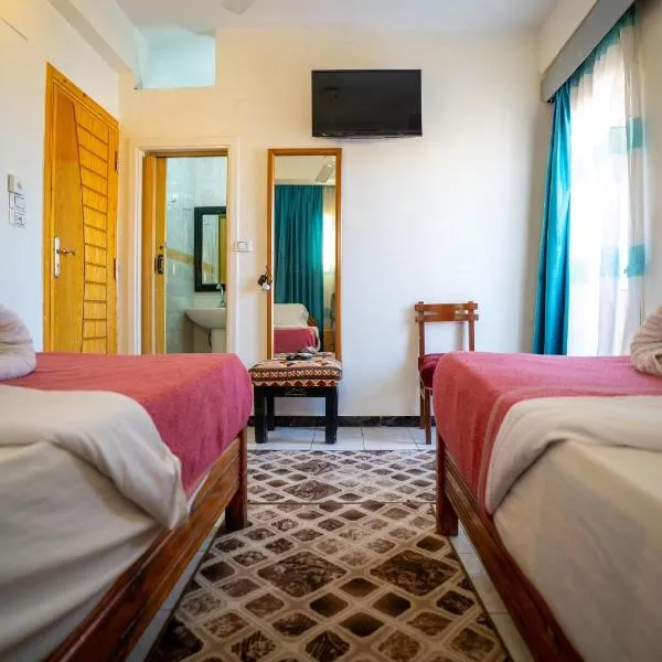 Venus Hotel & Hostel photo 5