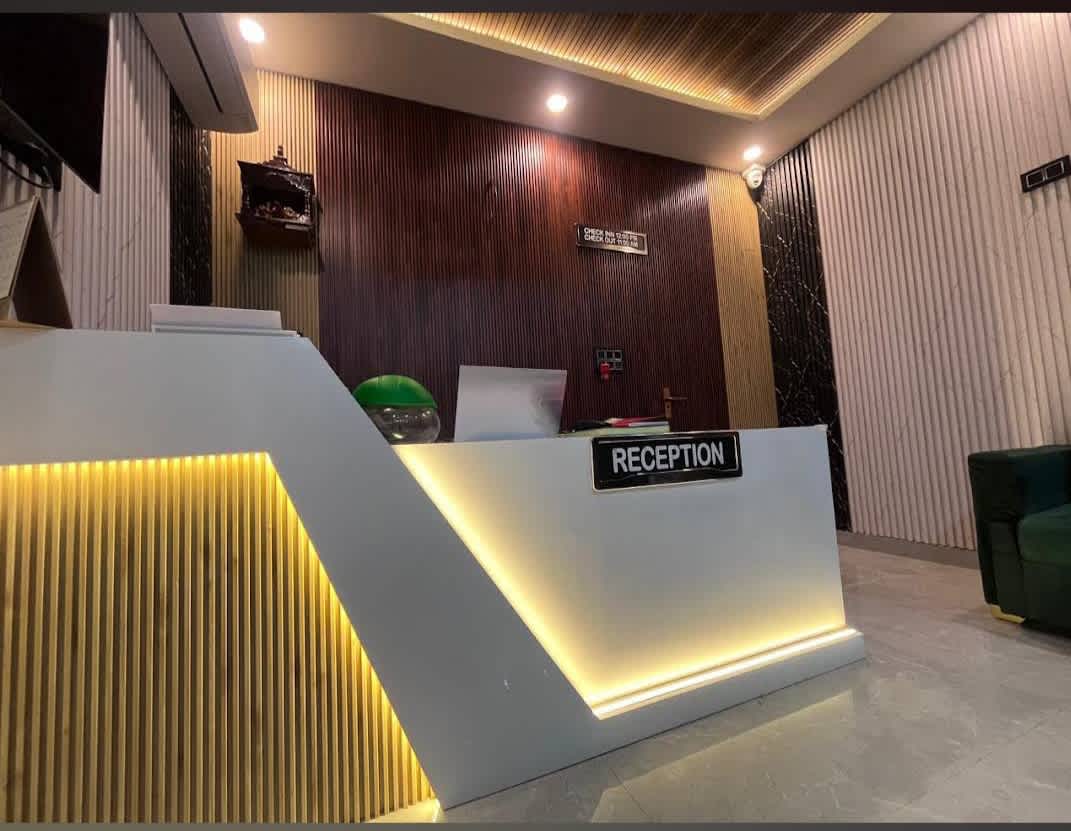 The Canvas Hotel photo 2