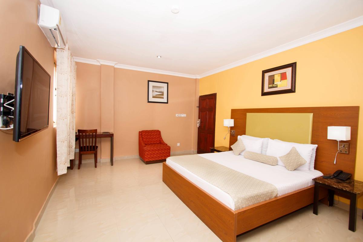 Prestige Suites Hotel photo 1