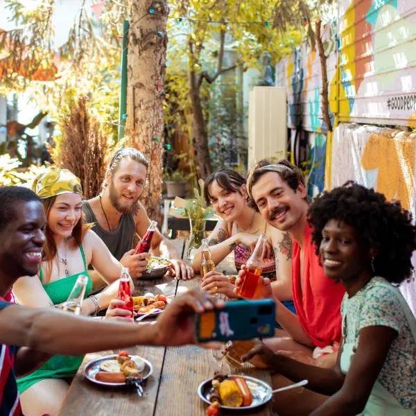 Good People Design Hostel photo 5