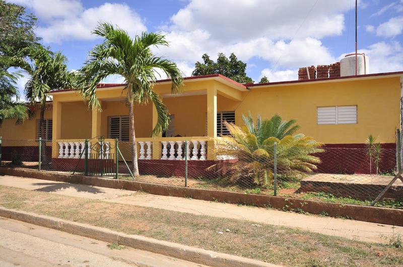 Hostal Y & Y photo 1