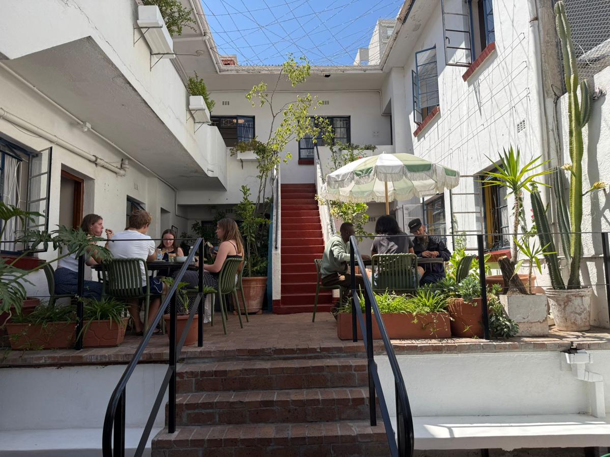 Long Street Backpackers photo 2