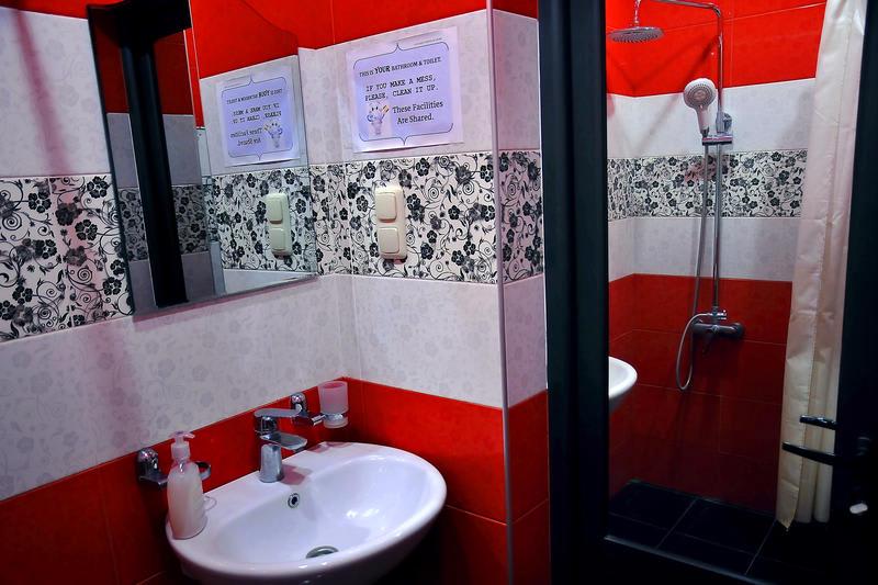 MGA Hostel & tours photo 4