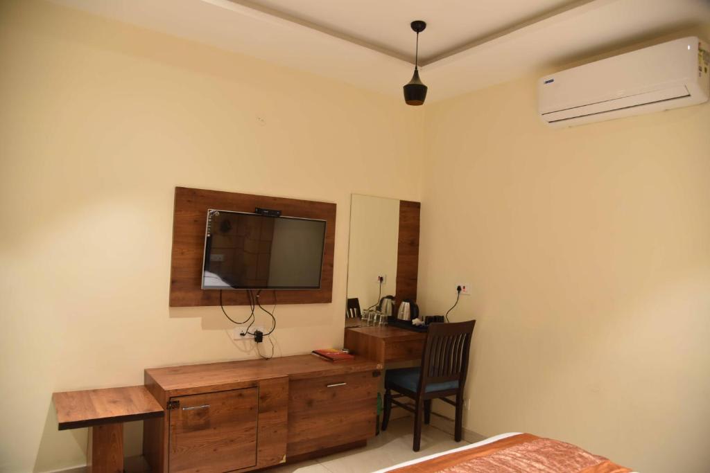 Sky Star Hotel photo 3