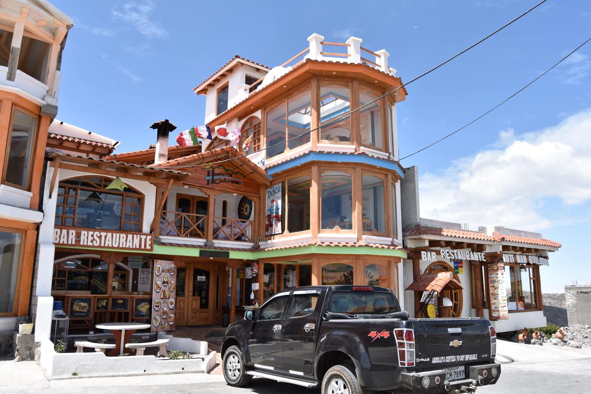 Chukirawa Hostal photo 1