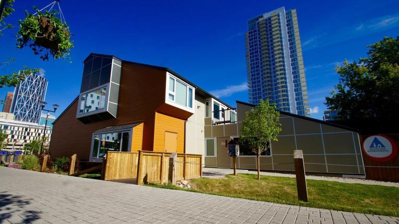 HI Calgary City Centre photo 1