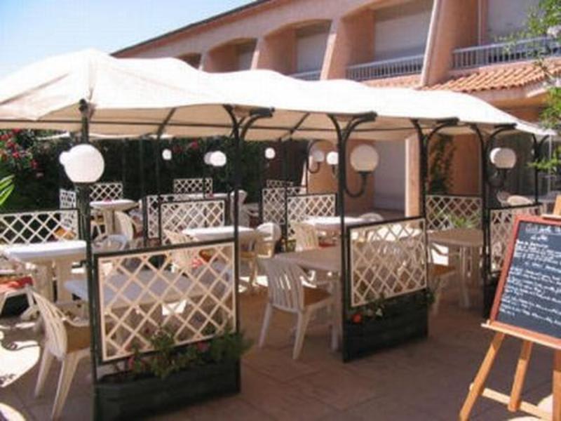 Val'Hotel photo 3