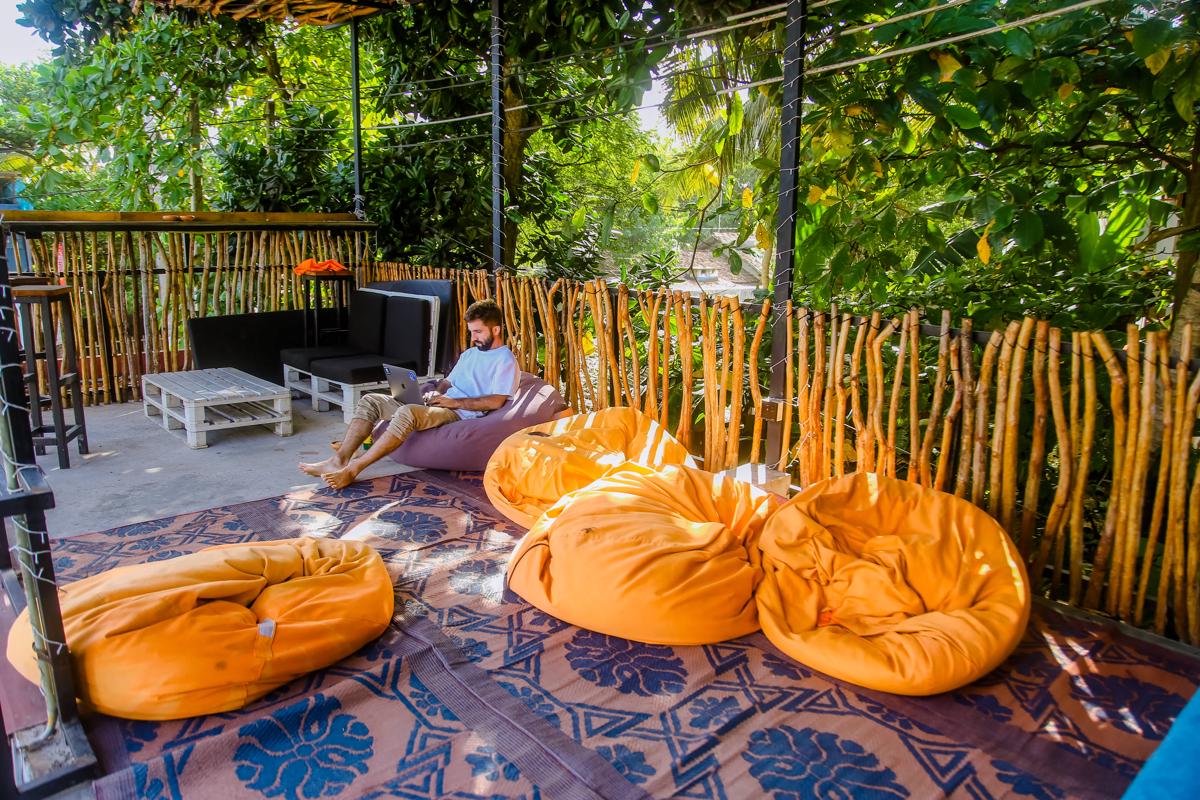 Hangover Hostels Mirissa photo 4