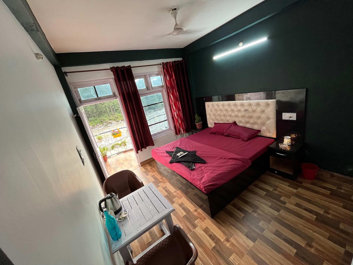 Shanti Cafe & Hostels photo 1