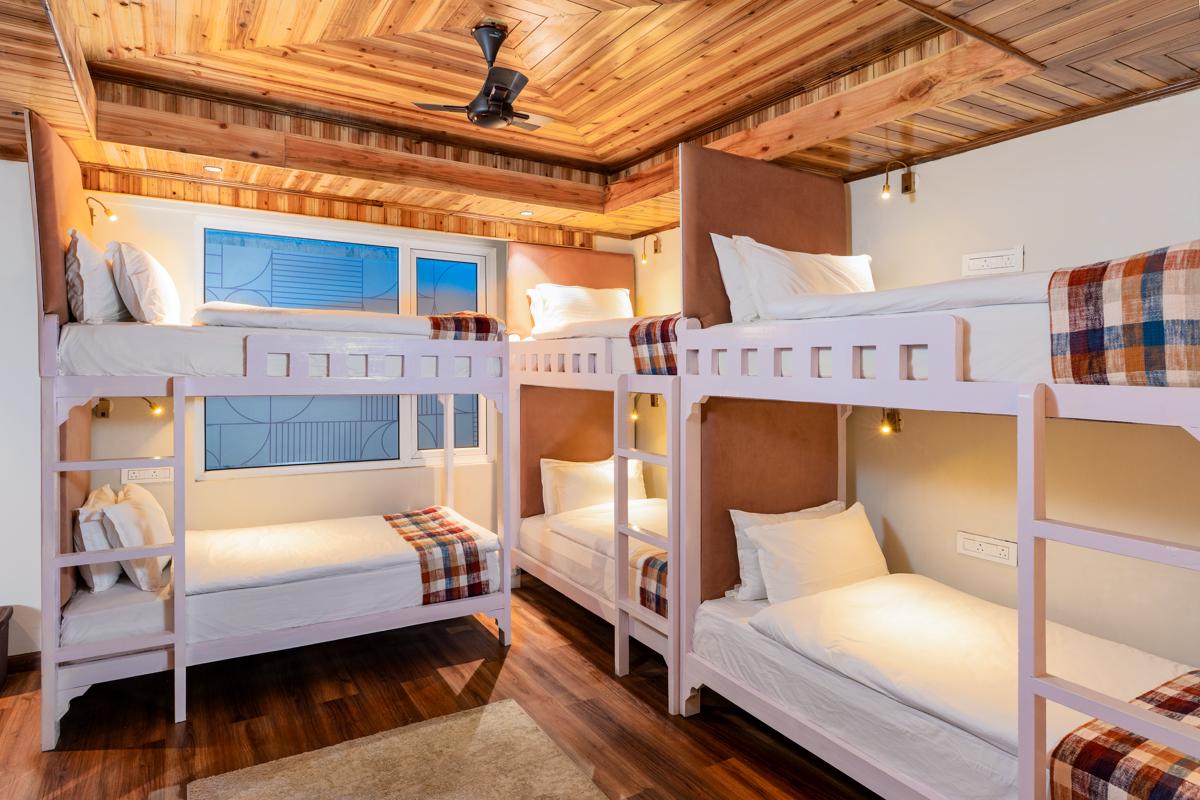 Echo Premium Hostel by Tej photo 2
