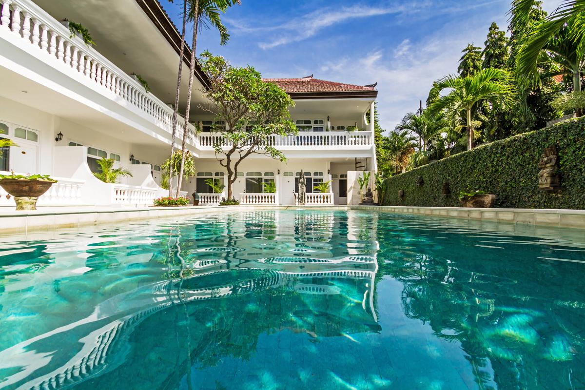 Akaya Bali photo 2