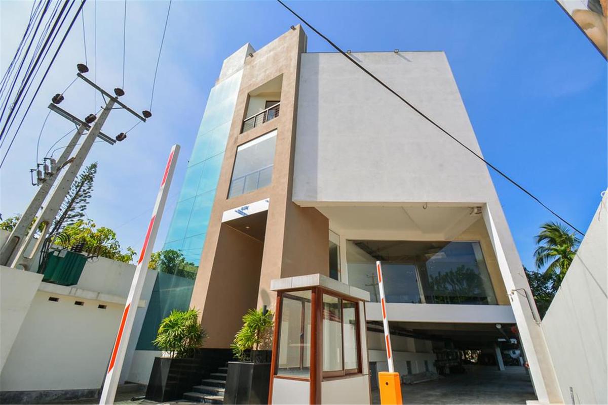Saninro Residences & Food Court photo 1