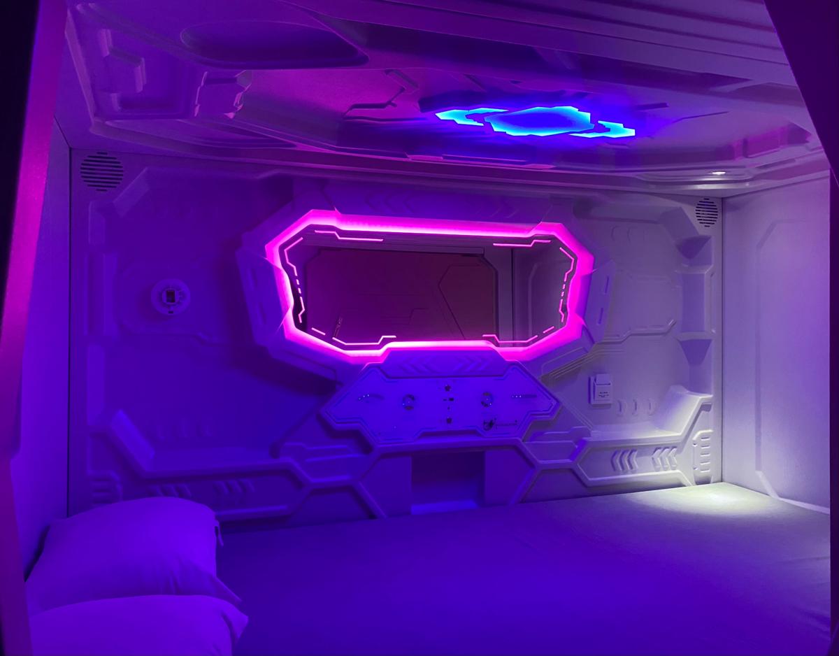 Mermaid Space Capsule photo 2