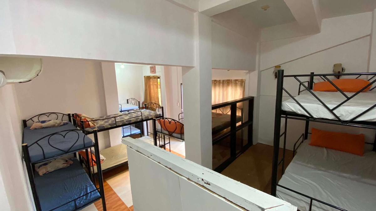 Hilltop Apartments photo 4