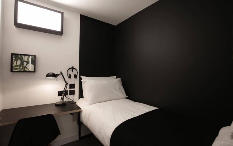 Kip Hotel photo 2