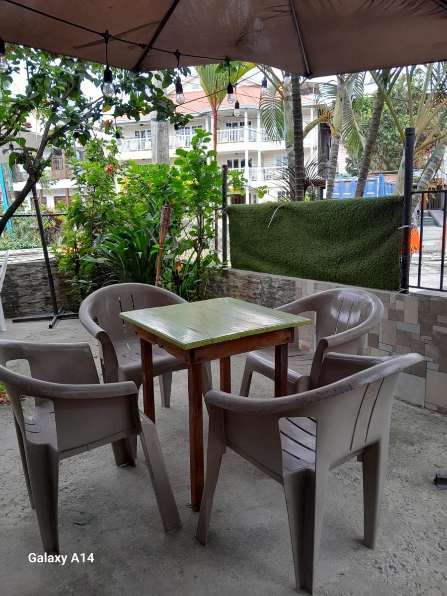 Hostal Hansi photo 2