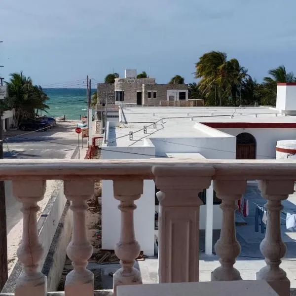 Jacque's Beachside Hostel photo 5