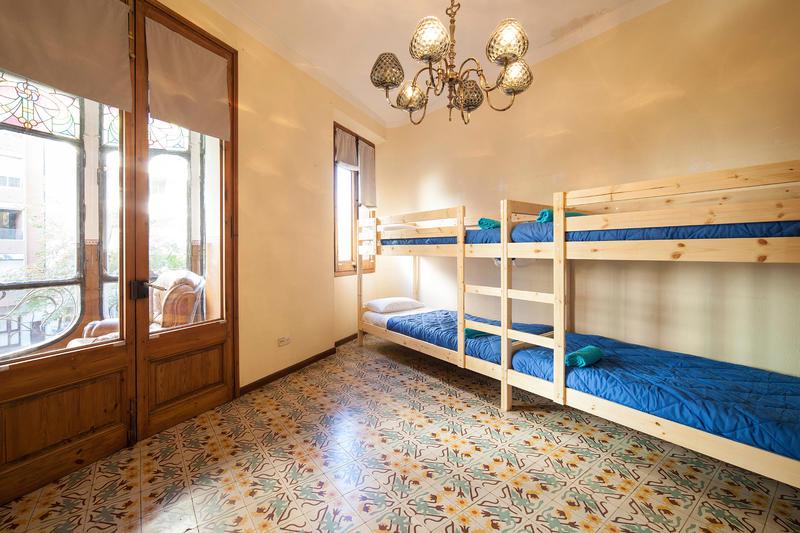 Bed in Girona photo 6