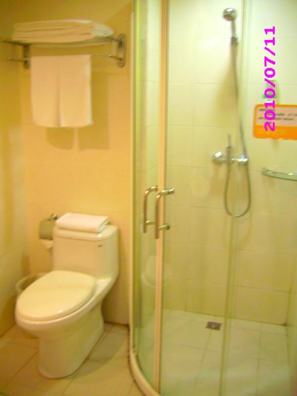 Green Oasis Hotel photo 2
