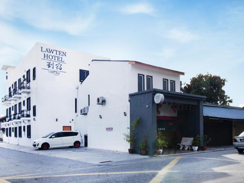Lawten Hotel - Near Jonker Street photo 2