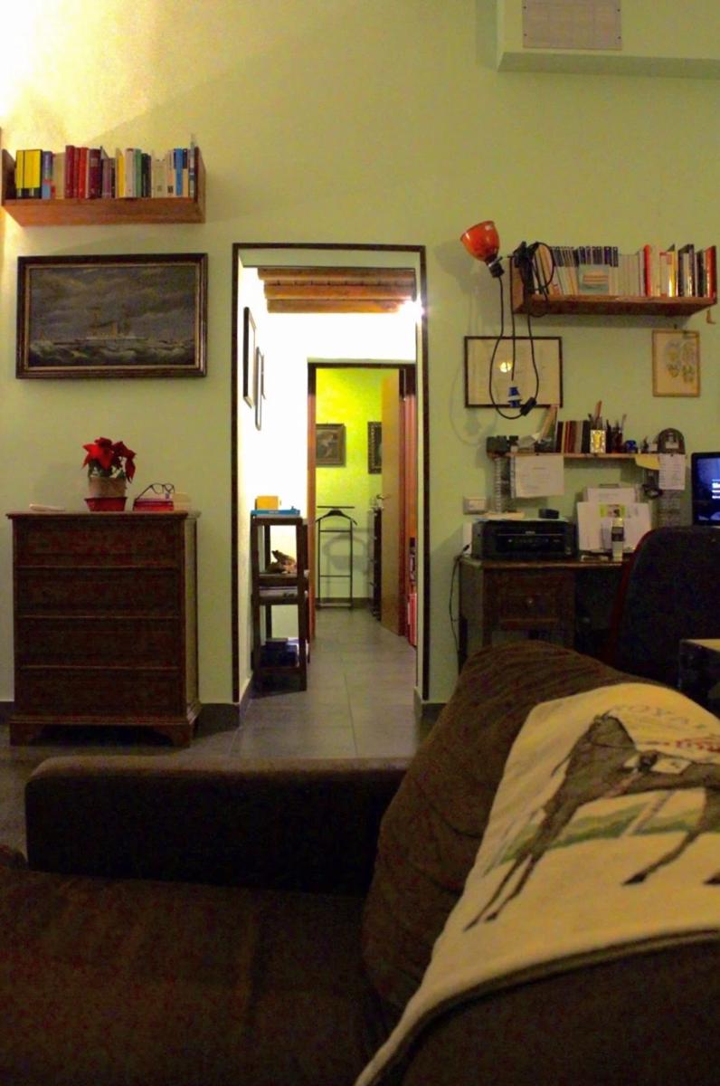 Your Rome Basic But Bonnie Corner photo 4