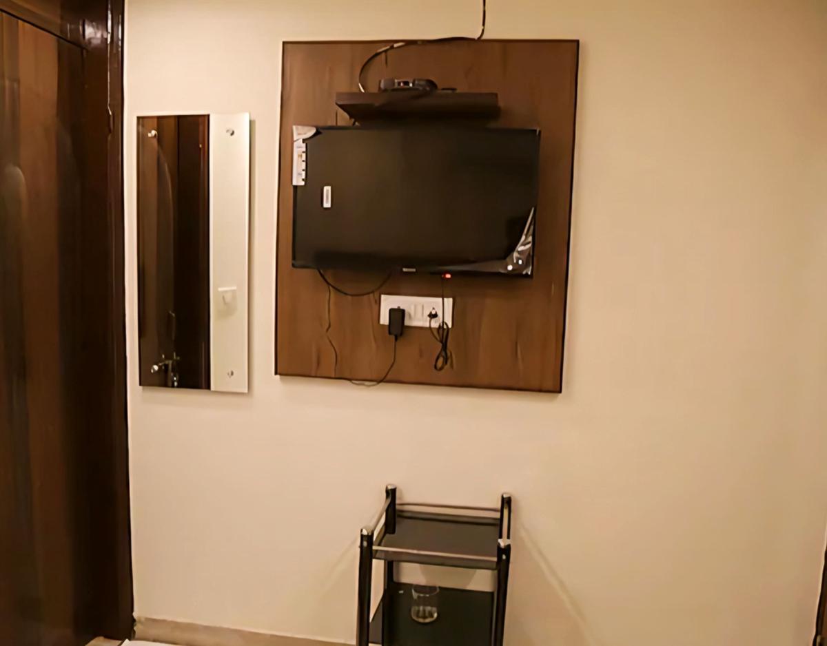 Hotel Mona Regency photo 3