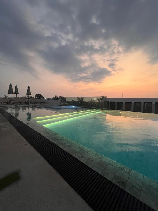 JonoX Phuket Karon Hotel photo 6